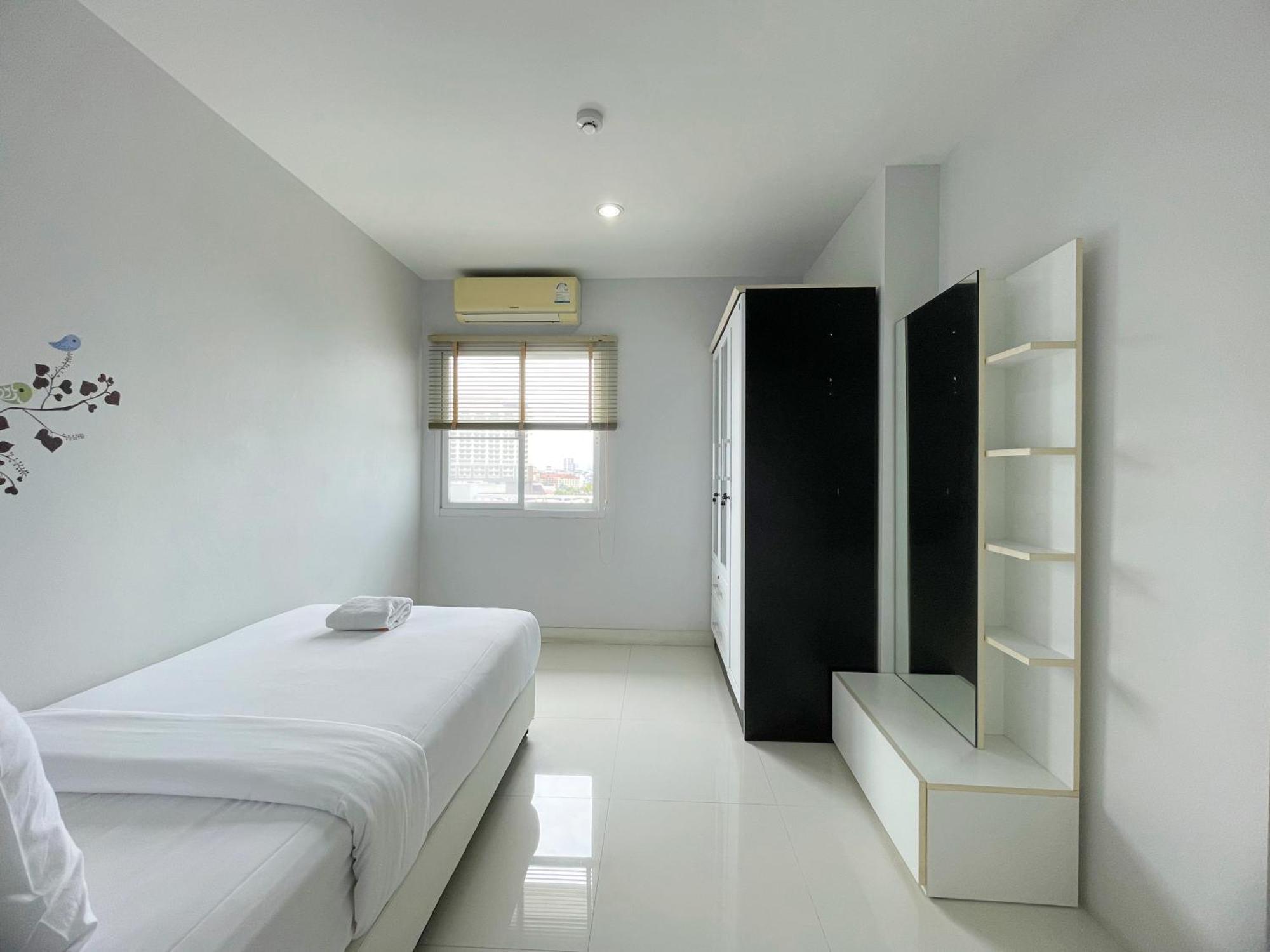Hotel Baan Pattaya By Sabai Esterno foto