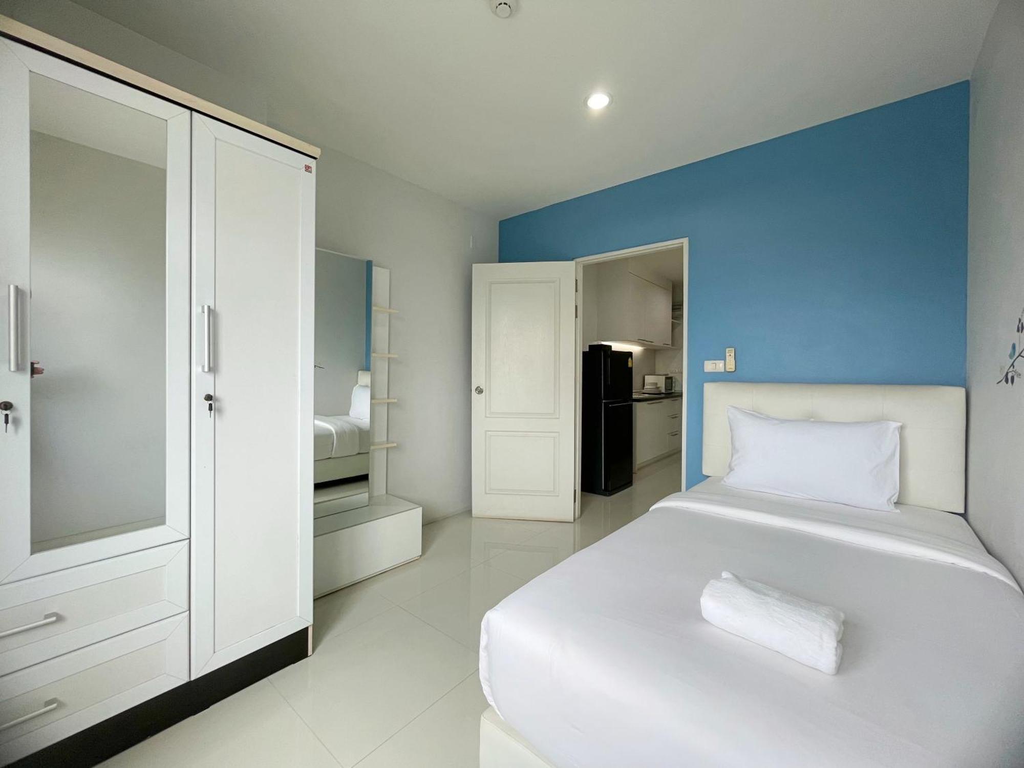 Hotel Baan Pattaya By Sabai Esterno foto