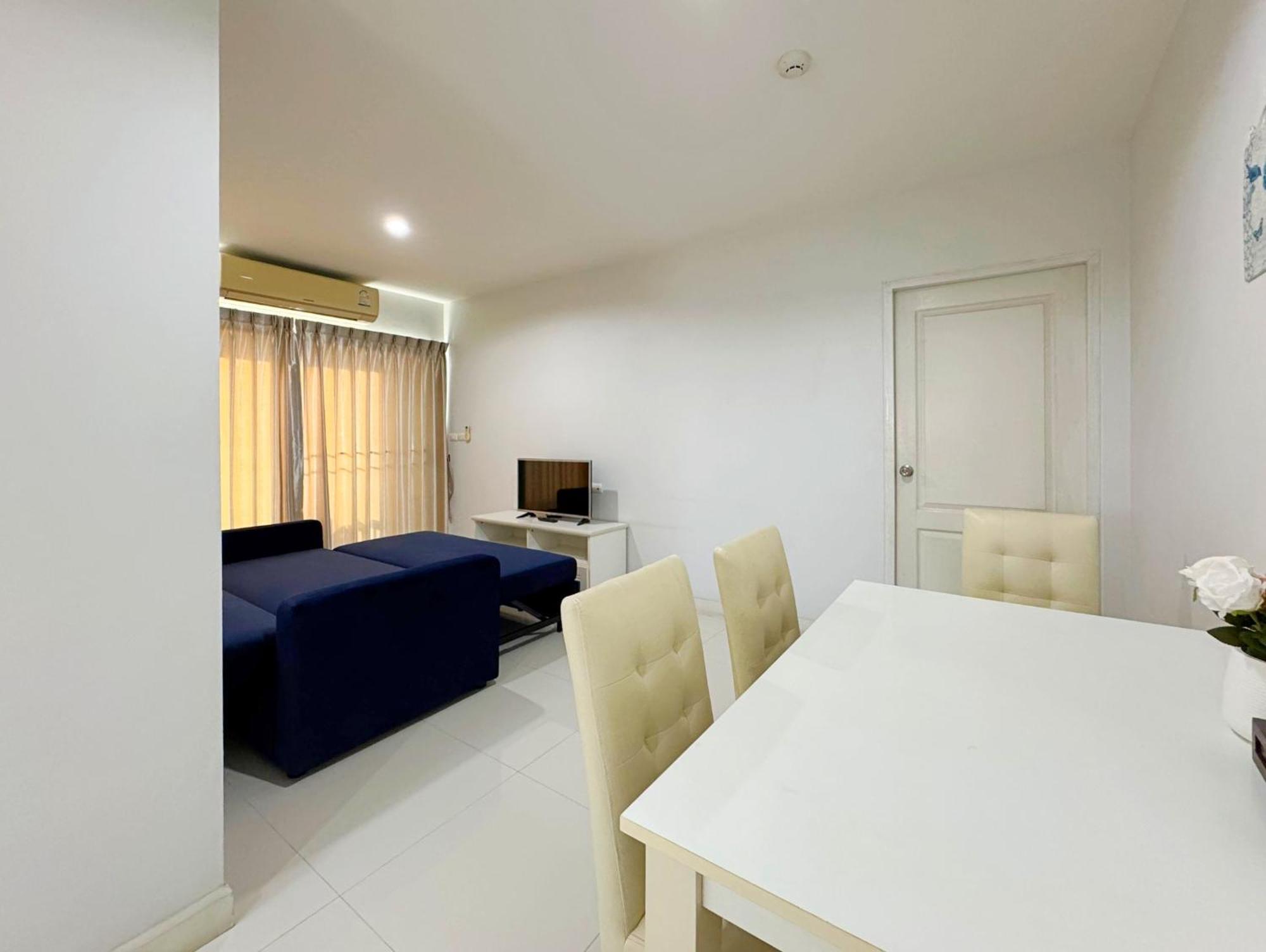 Hotel Baan Pattaya By Sabai Esterno foto